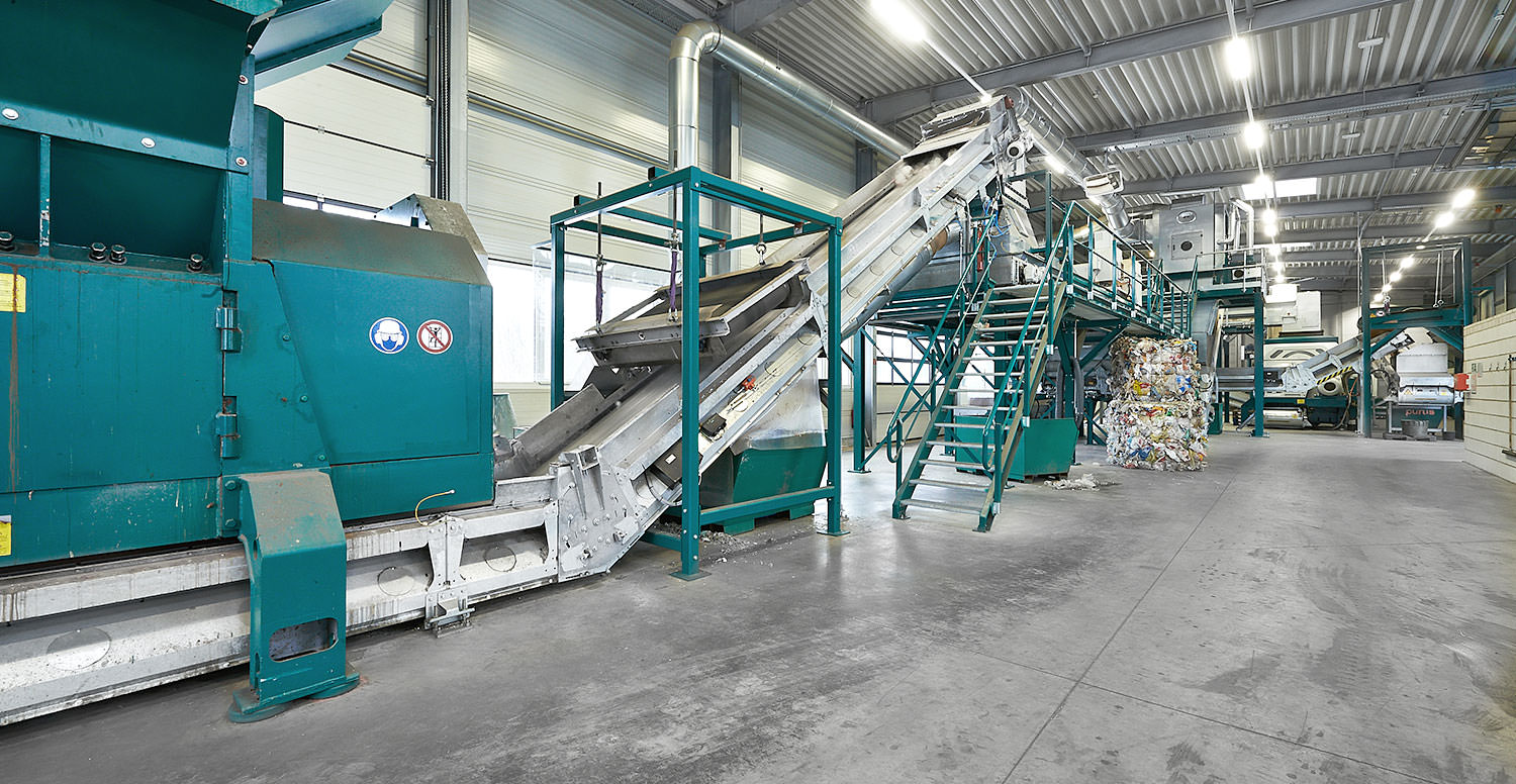 Innenansicht Werkshalle PURUS PLASTICS